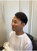 ビジネス　ツーブロックヘアー