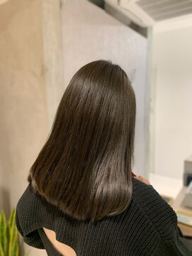 ティア(Tia.) 縮毛矯正/巻ける縮毛矯正/髪質改善トリートメント/ロングヘア