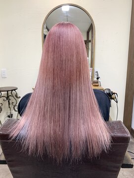 ガルボ ヘアー(garbo hair) ハイトーン 10代 20代 ブリーチ トリプルカラー ピンクカラー