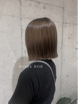 リリアン(ReLien) ベージュカラー×切りっぱなしボブ