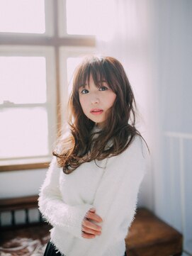 レイア(Leia) 耳かけゆるふわエアリーカール