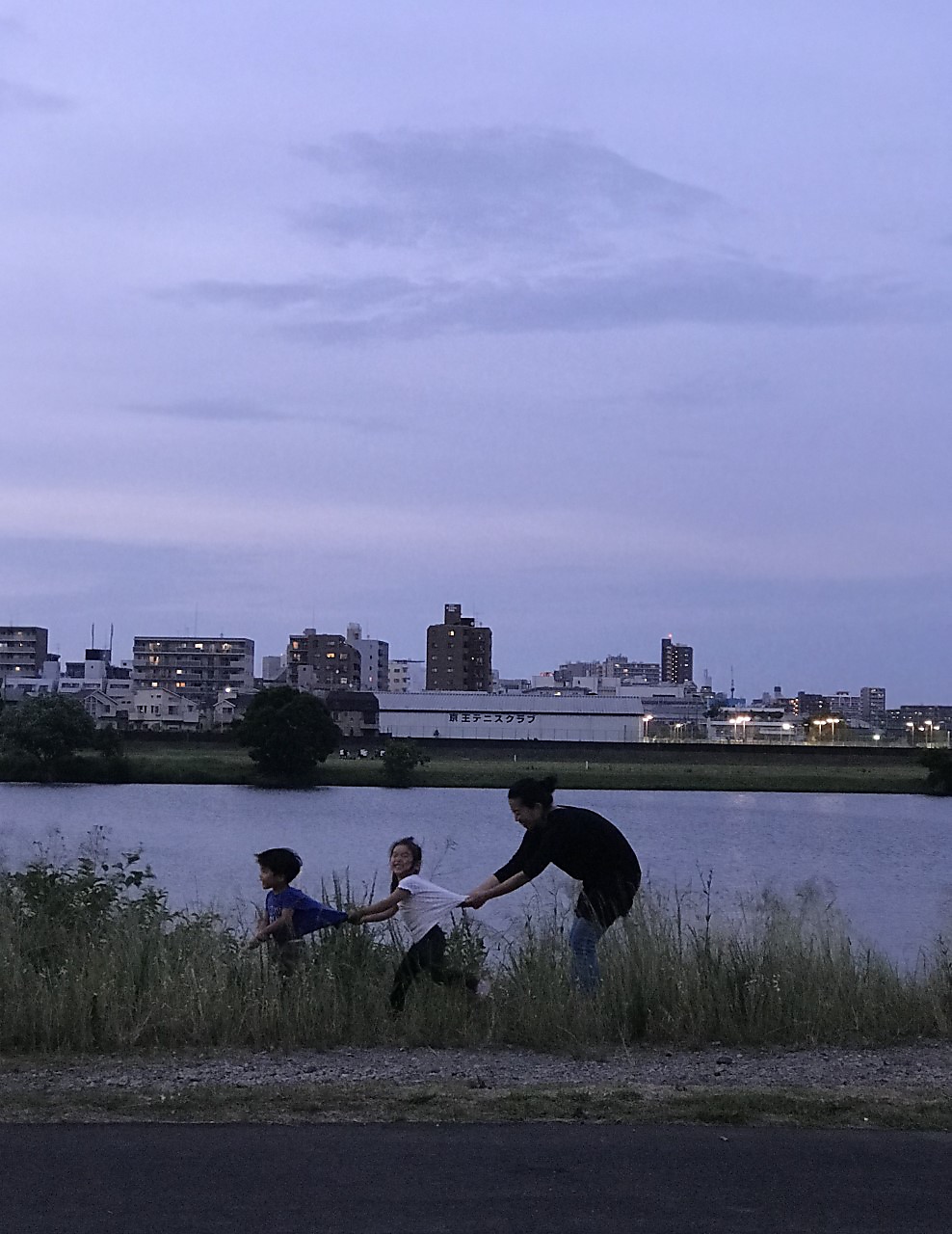 マイル(Mile)&nbsp;日常の本当に何でもない絵が記憶に残ります、お気に入りの一枚