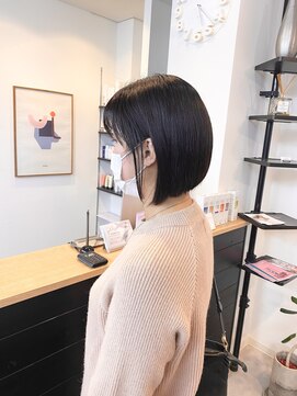 プリームス(PRIMUS) 前下がりショートボブ