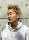 金髪ショート