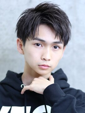 リップス 表参道店(LIPPS) ショートセンターパート【ツーブロック刈り上げ】