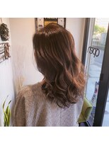 アンモーメント ベルヴィー 西宮北口店(Un moment Belle vie)&nbsp;大人☆ツヤ髪ナチュラルハイライト
