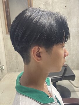 フイ 新宿3丁目(Hui) ハイトーンカラー/マッシュパーマ/アースカラー/men's/