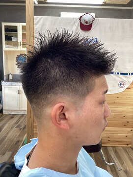 バーバー コガ(BARBER KOGA) スキンフェード