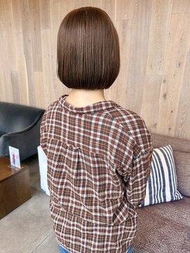 トップヘアーヒルズ 安城(TOP HAIR HILLS) まろやかストレートのナチュラルボブ