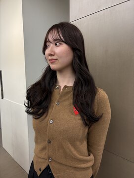 ローレンアオ(LOREN AO) 黒髪/クラゲヘアー/オリーブグレー/小顔/ココアベージュ/矢場町