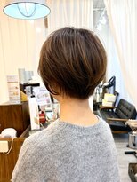 ヌニル(nunill)&nbsp;大人ショートボブ丸みショートカットマッシュショート前髪あり