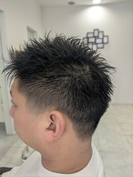 ヘアメイク アフロディーテ(HAIR MAKE Aphrodite)の写真/【大人の男の為のプライベート空間】ONもOFFもどちらもキマる、再現性の高いスタイルを実現◎