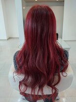 ワイエス(YS) スーパーロング レッドで圧倒的存在感