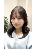 《吉田光ノ丞》丸顔解消顔まわりカット/くびれミディアムヘア