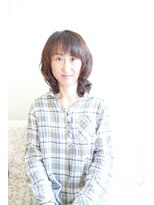 フロリフェール 大人女性のキレイめスタイル