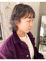 テトヘアー(teto hair)&nbsp;ウルフインナーカラーグレーパーマ強めデザインカラー