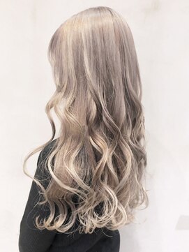 アイティーバイアルバム 藤沢店(IT by ALBUM) ホワイトベージュ_マッシュショートカーキグレージュ_ba322322