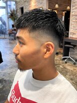 ガズル ハラジュク(GUZZLE HARAJUKU)&nbsp;スキンフェードクロップバーバースタイルモテる黒髪流行ヘア