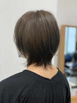 ウトシティ グレージュカラー