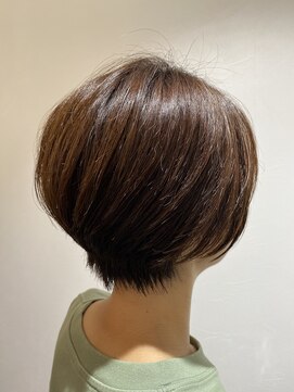 カンダ(Kanda) ふんわりくびれショートボブ