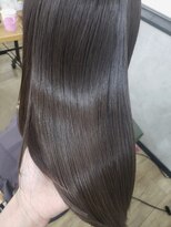 ピフデザイン(pifdesign) 透明感のあるグレージュカラーに髪質改善トリートメント