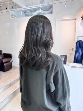 ロカ 表参道(loka) オリーブグレージュ[表参道/ブリーチ/ハイライト]Mai