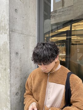 アウラ(AURA) 波巻きパーマツイストスパイラルスパイラルパーマ