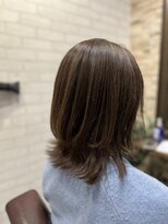 アトリエナガノ(atelier nagano)&nbsp;ニュアンスカラー/センターパート/ツヤ髪スタイル/ブルージュ