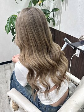 ベルヘアーデザイン 堺東(Belle hair Design) ハイトーン/外国人風/レイヤーカット/堺東