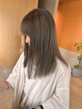 イェル(ELL.) ぱつっと切りっぱなし☆ブリーチ無ダブルカラーオリーブベージュ