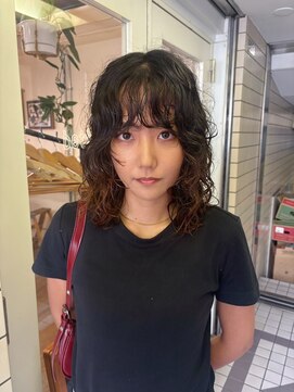 ベター(better) フロントにレイヤーを入れたクラシックな緩めウェーブパーマ!