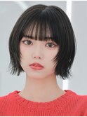 ボブ/レイヤーカット／グレージュカラー