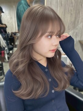 ロイオブジゼル(roi of GiseL) レイヤー ブリーチ ハイトーン ミルクティーベージュ 韓国 20代