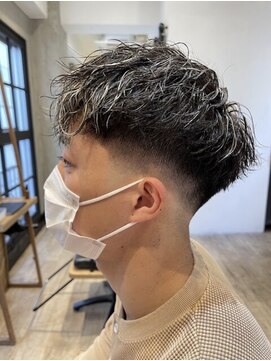 ラナ 新宿(lana) ツイストスパイラルパーマショートレイヤーマッシュツーブロック