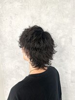 イル 天神西通り店(ill)&nbsp;【メンズ◆天神】マッシュウルフスタイル×波巻きパーマ×束感