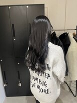 アトレ 福岡大名店(attrait)&nbsp;上質な艶感を引き出すロングブラックヘア