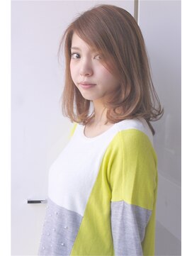 シャカ(SHAKA) おしゃれな大人ミディアム