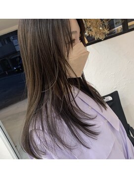 トレス(tresses) セミロング×顔まわりのレイヤースタイル