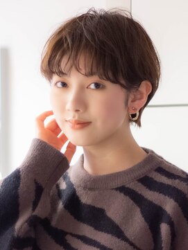 サーカス バイ ビュートリアム 青山(CIRCUS by BEAUTRIUM) マッシュショート20代30代40代大人可愛い暗髪うる艶髪青山表参道