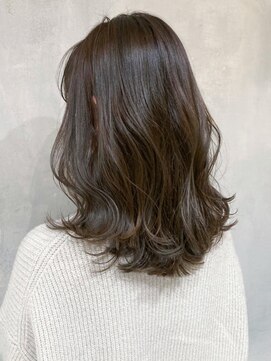 アイティーバイアルバム 下北沢店(IT by ALBUM) オリーブブラウン_外ハネボブセクションカラー_ba389451