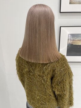 ハイブ 金沢(Hive) ハイトーンブリーチミルクティーベージュツヤカラー透明感美肌