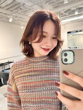 フォト 新宿(foto) ショートボブレイヤーカット切りっぱなしグレージュ