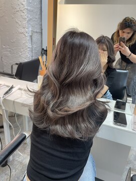 ブレンド 渋谷(BLend) マチルダボブ前髪ハイライトグレージュ