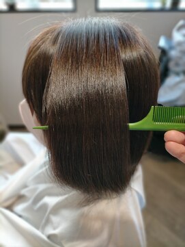 リフレーブ 国立店(Refreve) 髪質改善シルクレッチ/ショートボブ