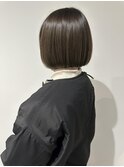 カラーが伸びても気にならない◎細ハイライト×オリーブベージュ