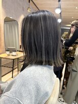 ヘイリー(HAILEY)&nbsp;コントラストハイライトボブグレージュ