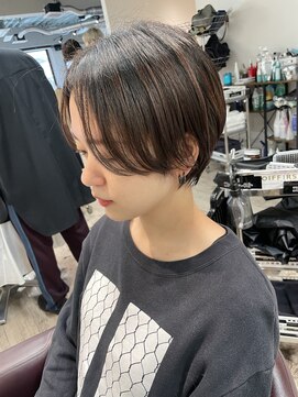 コワファーストナガサキシャンプーボーイ(COIFF1RST NAGASAKI SHAMPOO BOY) 大人ショートボブ丸みショートカットマッシュショート前髪あり