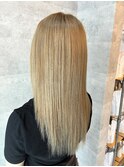 ミルクティーベージュ
