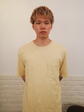 メイクス 表参道(MAKE'S omotesando) ブリーチのプリンを活かす、ナチュラル無造作ショート