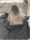 ホワイトシルバーバレイヤージュ